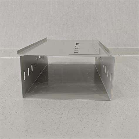 Extruded Galvanized Cable Tray With Fireproof Corrosion Resistance