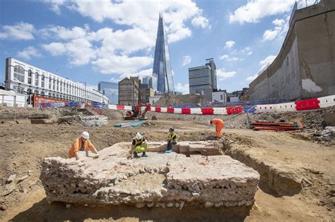 Archaeologists Discover Completely Unique Roman Mosaics In London