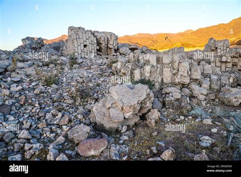 Presa De Nivel De Agua Hi Res Stock Photography And Images Alamy