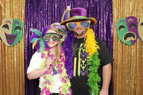 Pardi Gras 2023 - photobooth321.com