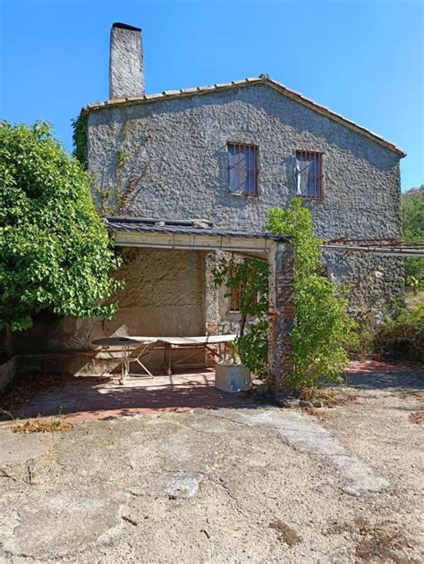 Casa Rural En Venta En Sant Feliu De Buixalleu La Selva Girona