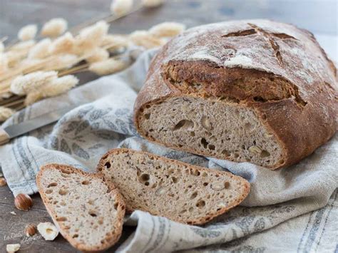 Pain Aux Graines Recette Au Levain La Cuisine D Adeline