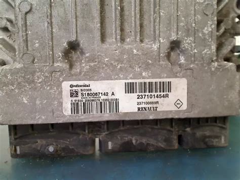 S180067142A CALCULATEUR MOTEUR ECU Renault Scénic III JZ 2011 EUR 105