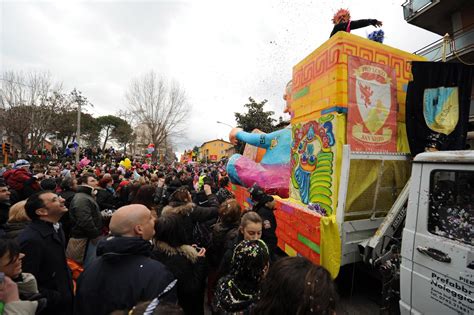 Il Carnevale Di San Sisto Torna A Sfilare In Centro Storico