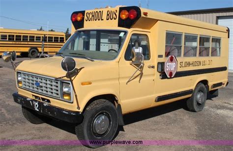 Vintage School Buses - Explore the Charm of Old School Buses