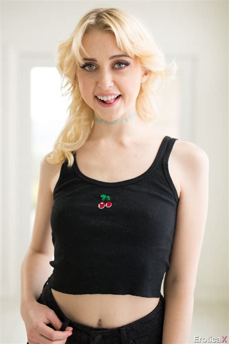 Chloe Cherry Shows Off Her Outstanding Cock Sucking Skills Photos Tyler Nixon Milf Fox