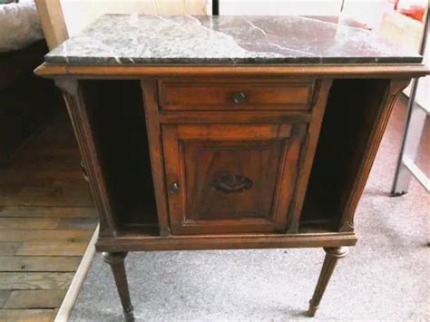 TABLE DE NUIT Ancienne Chevet Avec Joli Plateau En Marbre Vert EUR 110