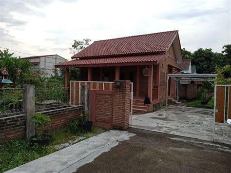 Rumah Konsep Villa Di Lahan Luas Daerah Gumpang Kartasura