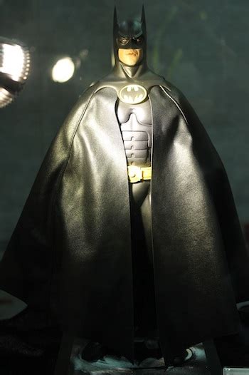 Dennis Toys Hot Toys Booth Stgcc