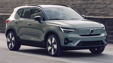 Volvo XC40 Recharge Plus P6 chega como versão de entrada por R 309 950