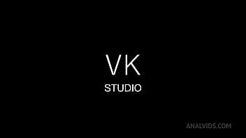 Bella Grey Escena De Despedida 5on1 Follada Anal Sin Parar Polla Negra Lamiendo El Culo