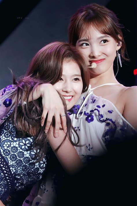 Twice Sana And Nayeon Nayeon Kpop Girl Groups Twice Sana