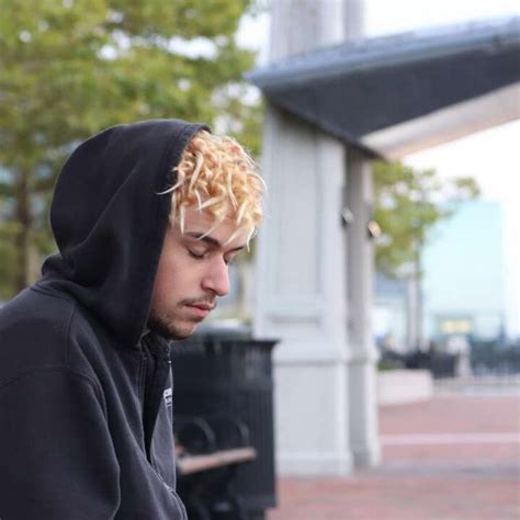 Jordan Gonzalez vlogs - YouTube