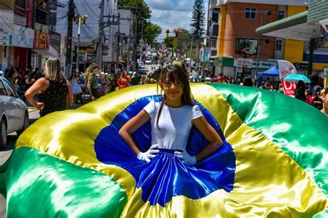 Desfile CÍvico 7 De Setembro Manhã A Secretaria De Educação Dividiu O