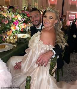 Billi Mucklow Shows Off Her Sensational Revenge Body In Bikini On