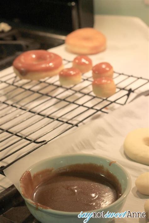 How to make Easy Caramel Apple Cider Donuts - Sweet Anne Designs