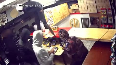 Armed Robbers Target Philadelphia Pizza Shop Police Say Nbc10 Philadelphia