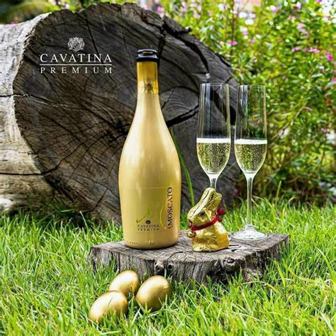 Rượu vang nổ Ý M Moscato Cavatina Premium