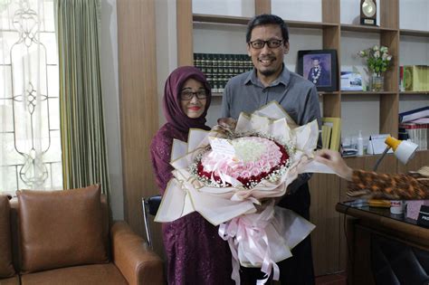 Ulang Tahun Ke Prof Dr Muryati Se Mm Di Yppiwm Sebuah Peringatan