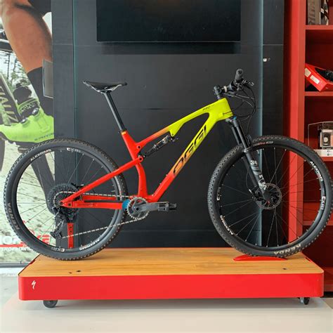 Bicicleta Oggi Cattura Pro T 20 Carbon Aro 29 GX 2021 12v Amarelo E