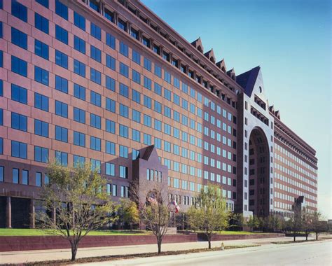 Landmark High Rise Providence Towers On Dallas North Tollway Hits The