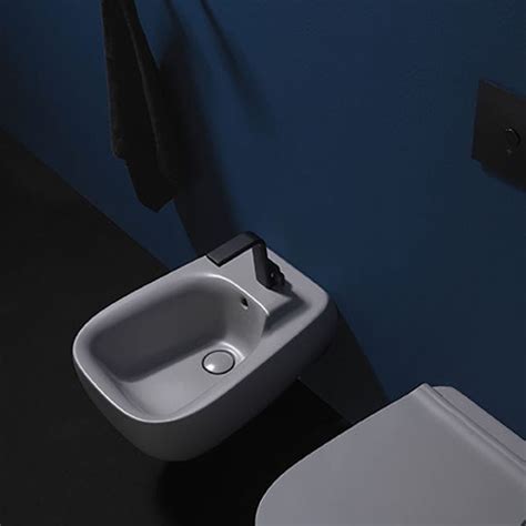 Bidet Sospeso Fu Flaminia In Ceramica