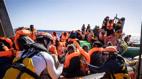 Nouveau infortune en Méditerranée plus une soixantaine de migrants