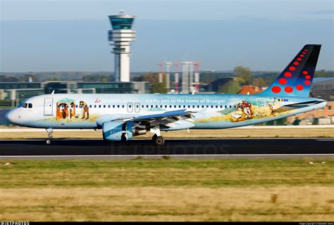 OO SNE Airbus A320 214 Brussels Airlines Sebastian Sowa JetPhotos