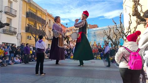 Ball Dels Gegants De Castellbisbal Passejada De Gegants De