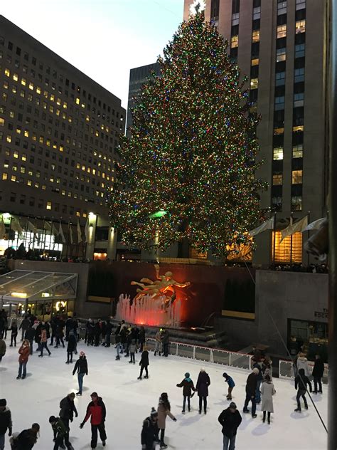 Rockefeller Center Christmas 2016 | Rockefeller center christmas ...