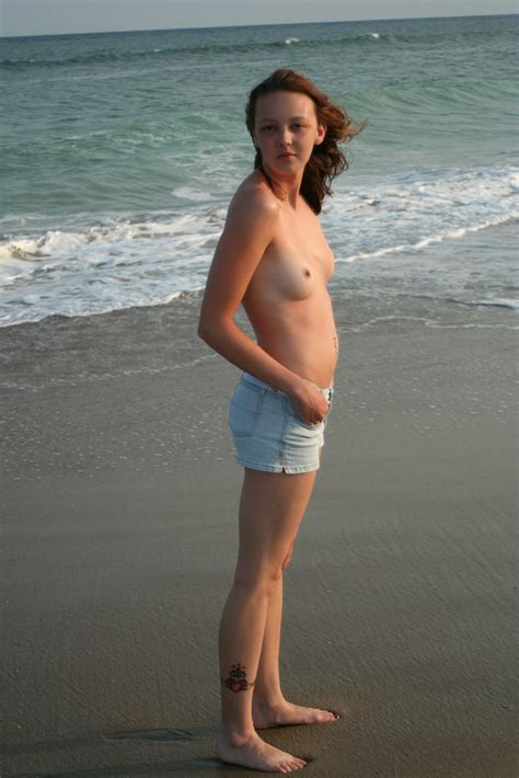 Amateur Pics 6690 Nude Photos7048 17029 Porn Pic