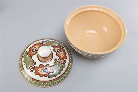 Купить Глиняная супница с крышкой расписанная глазурью керамическая ...