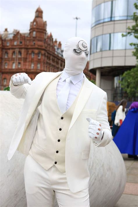 Mr Knight Cosplay - MCM Manchester Comic con 2017 | Mr knight, Cosplay, Comic con