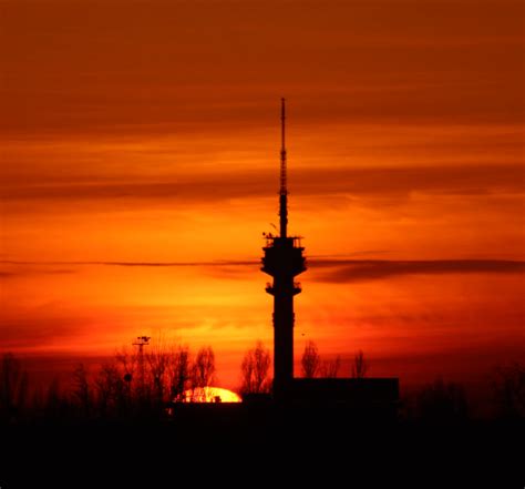 Tower and Sunset : r/sunset