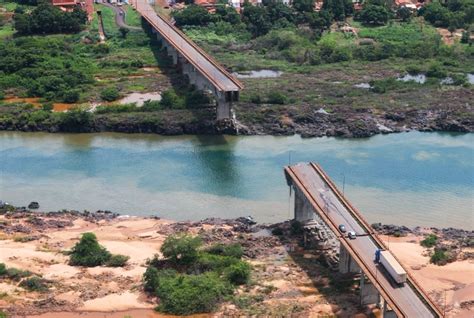 Ministro anuncia R 100 milhões para reconstrução de ponte que caiu