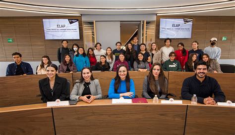 Alumnos Dialogan Con Coordinadora Del Canal Del Congreso