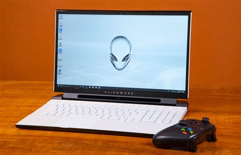 Alienware m17 R2 Review - GearOpen.com