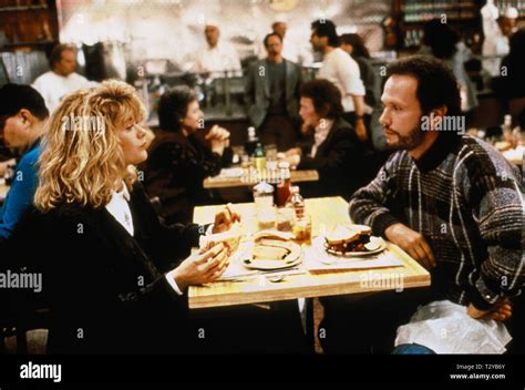 MEG RYAN, BILLY CRYSTAL, WHEN HARRY MET SALLY..., 1989 Stock Photo - Alamy