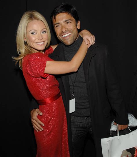 Kelly Ripa and Mark Consuelos Share Steamy Kiss in Adorable Throwback ...