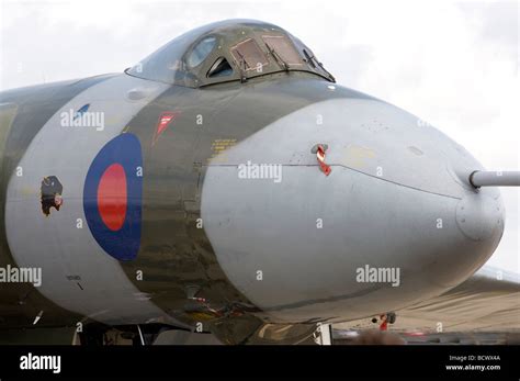 Avro vulcan bomber hi-res stock photography and images - Alamy