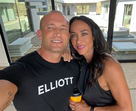 Andy Elliott Age Net Worth Wife Height Career Bio