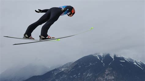 Vierschanzentournee Karl Geiger Patzt In Der Qualifikation Und