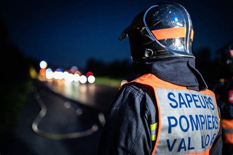 Val D Oise La Voiture Termine Sur Le Toit Sur La D Trois Victimes