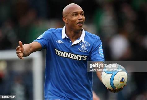 352 Glasgow Rangers El Hadji Diouf Photos & High Res Pictures - Getty Images