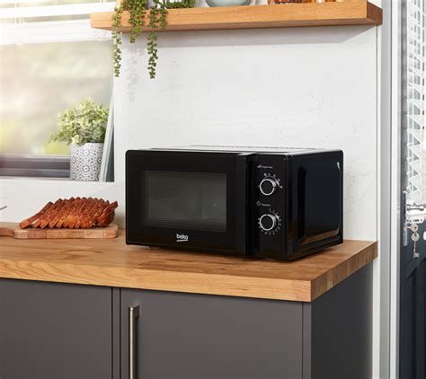 700W 20 Litre Compact Microwave MOC20100FB Beko UK