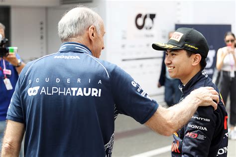 2023年 F1アブダビテスト 参加ドライバー：角田裕毅と岩佐歩夢が共演 【 F1 Gate Com