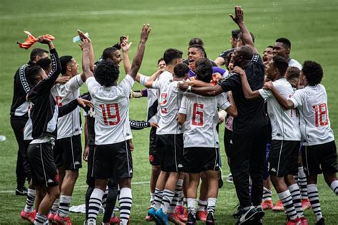 Ap S Garantir Vaga Vasco Conhece Seu Advers Rio Na Semifinal Do