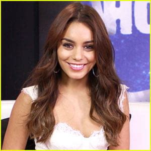 Vanessa Hudgens: Young Hollywood Visit! | Vanessa Hudgens | Just Jared Jr.