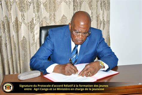 Signature Du Protocole D Accord Relatif La Formation Des Jeunes Aux