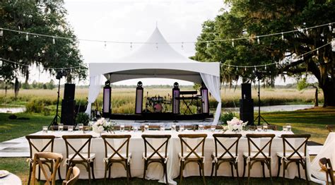 How to Set Up Your Backyard or Blank Space Wedding | Bustld | Vetted Wedding Vendors Picked For You